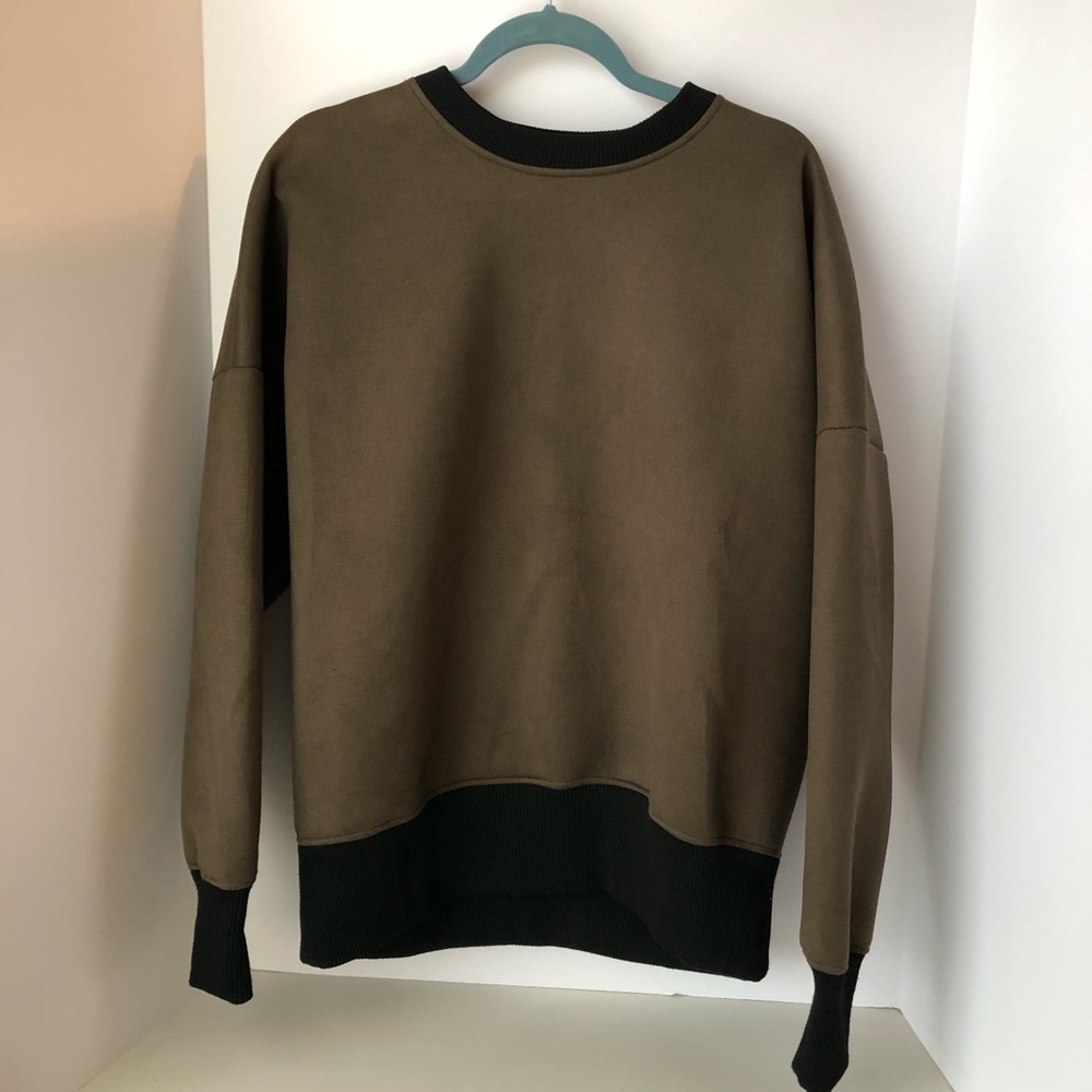 Tribe Kelley Sweatshirt